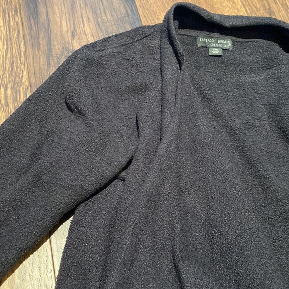 Barefoot Dreams Island Wrap - Picture 4 of 4